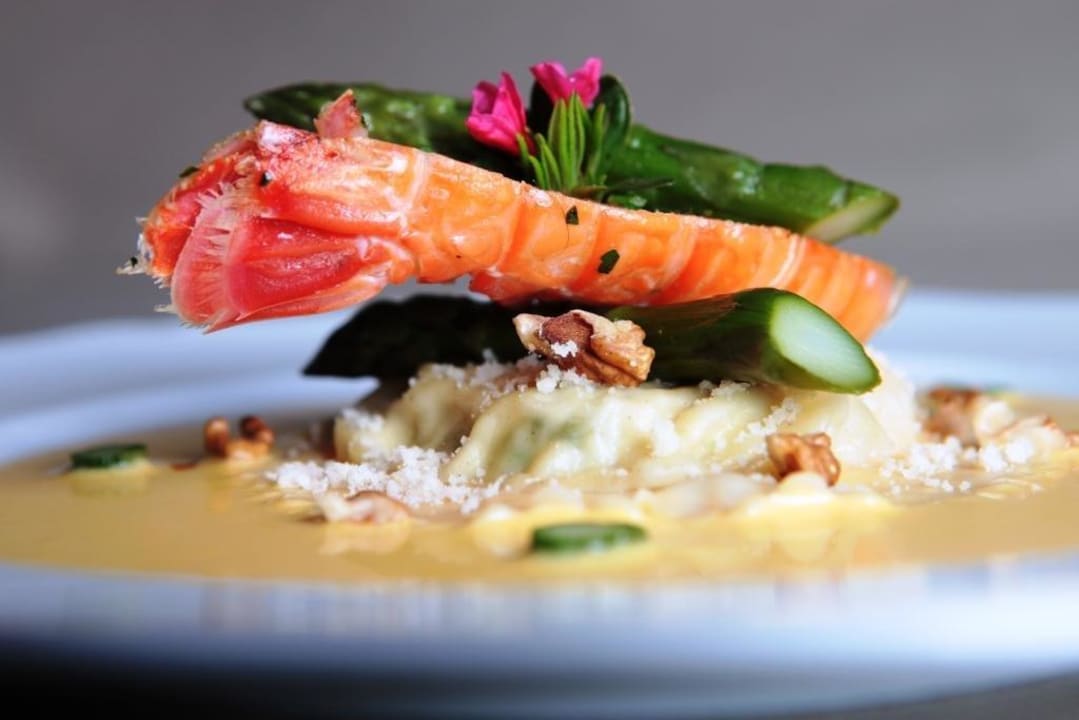 Homemade raviolone with prawns Hotel Ristorante t3e terre