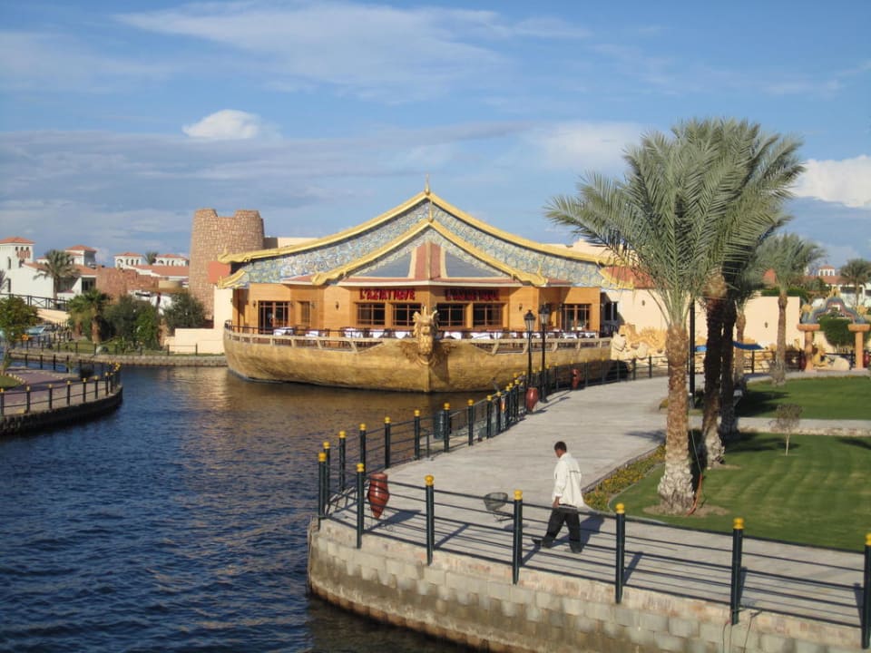 Chinarestaurant an der Hotellagune Pickalbatros Dana Beach Resort - Hurghada