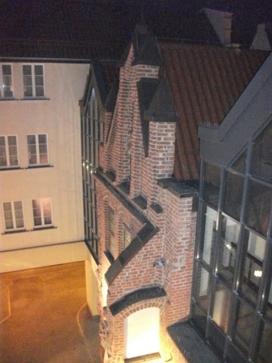 Blick zum Innenhof Hotel Radisson Blu Gdańsk