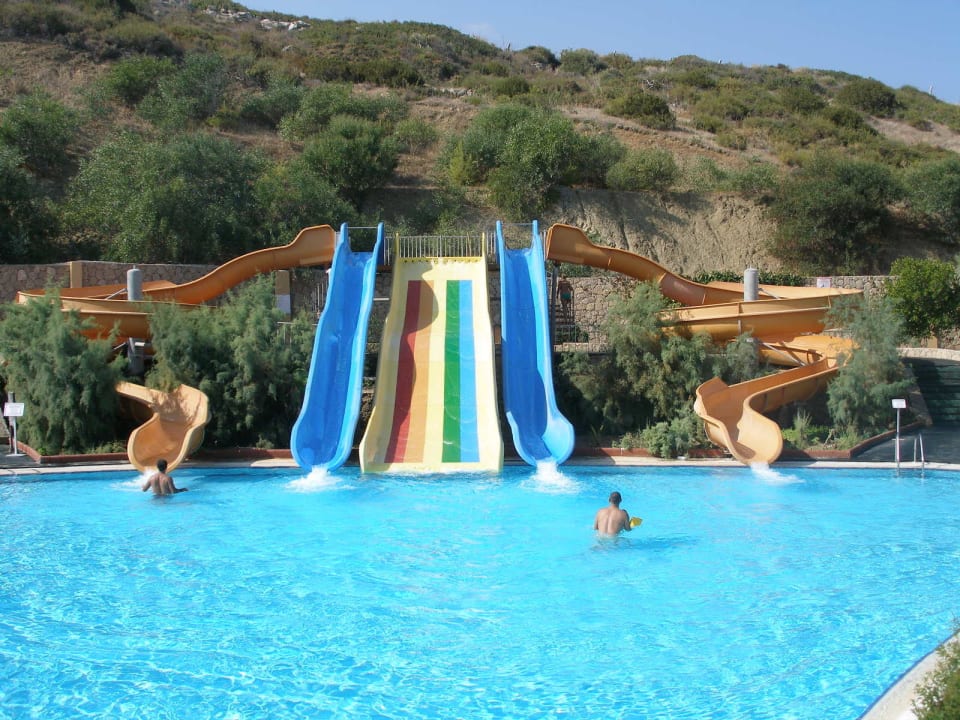 Bazén a tobogány Acapulco Beach Club & Resort