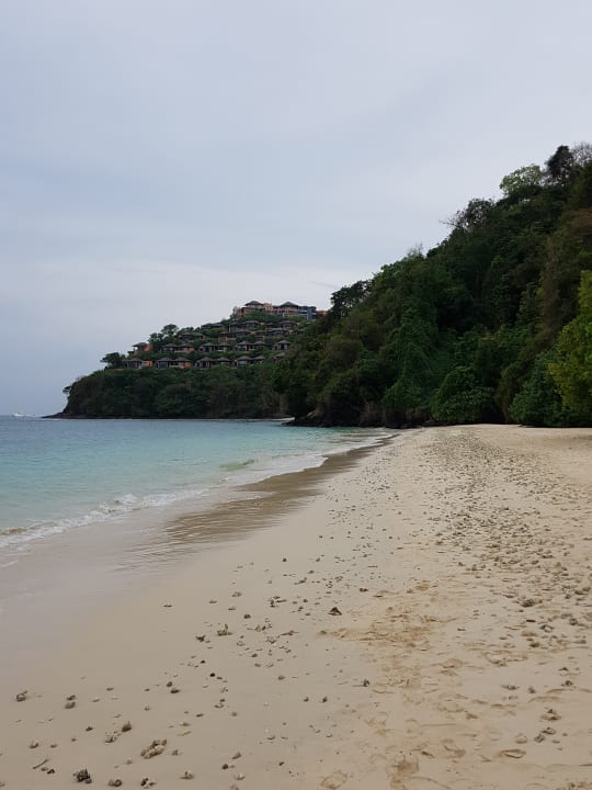 Traumhafter Strand  Cape Panwa Hotel
