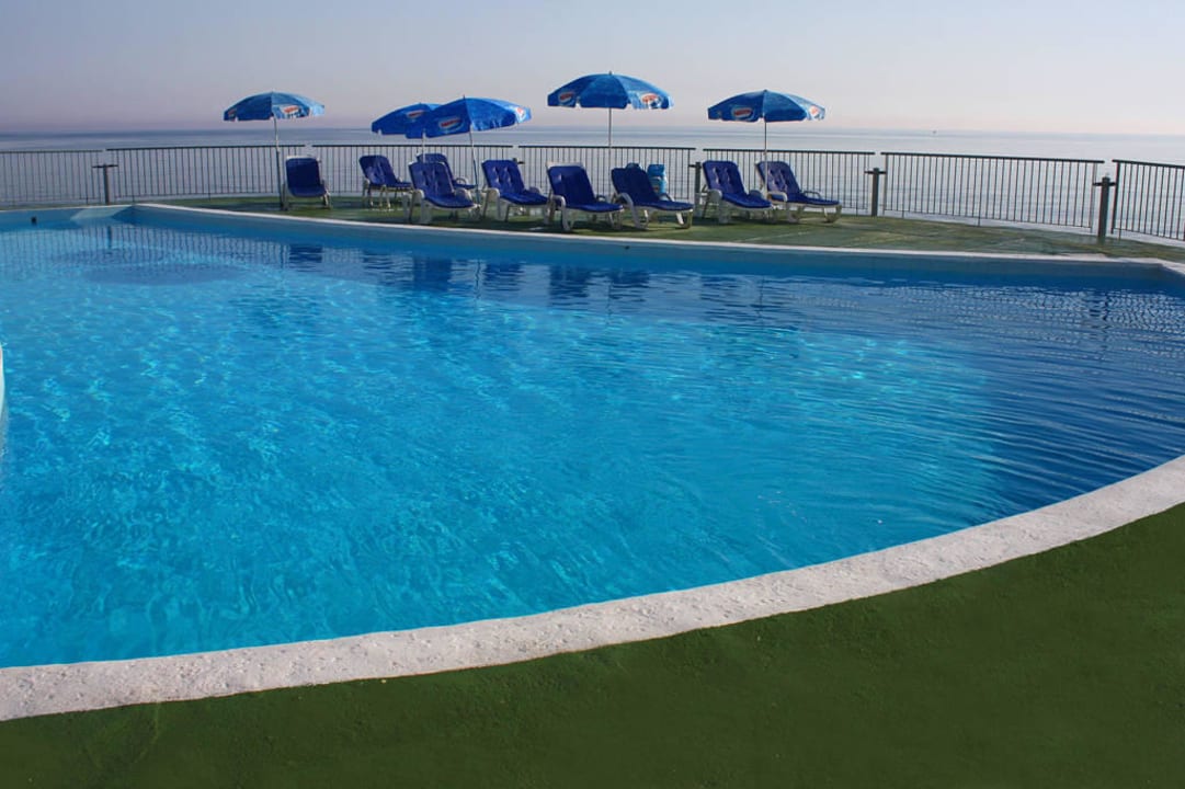 Beach Club / Pool Hotel Plevna