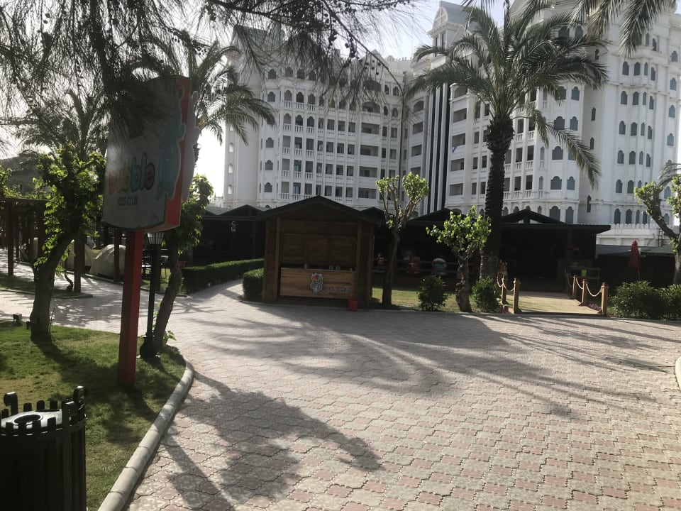 Außenansicht Kamelya Aishen Club