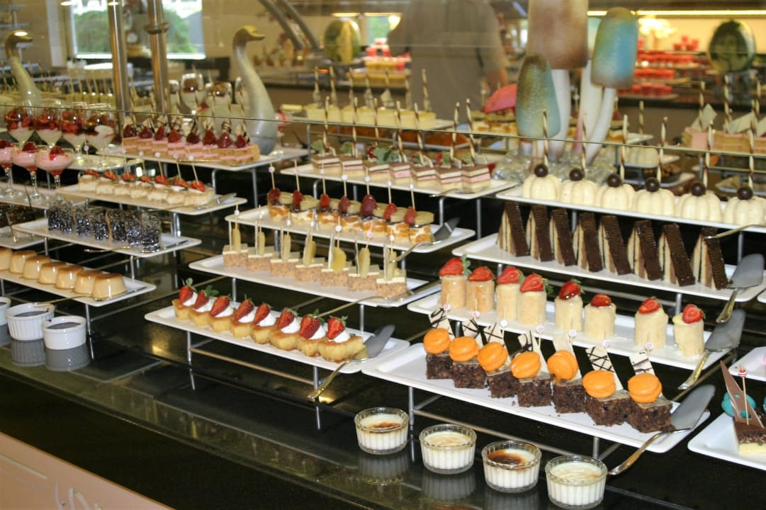 Traumhaftes Nachspeisenbuffet Hotel Delphin Diva