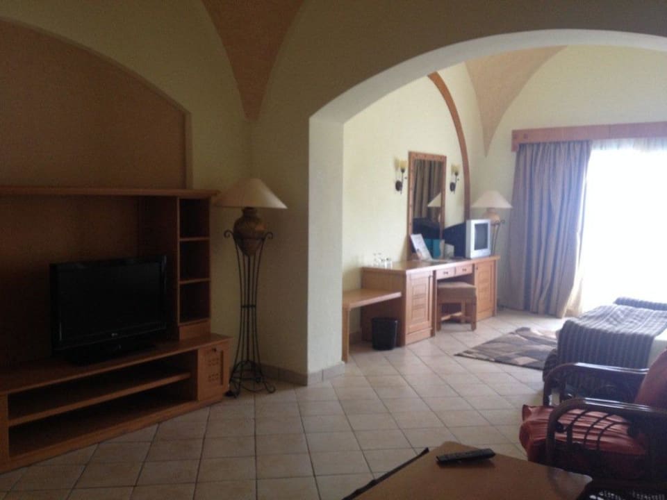 Wohn-Schlafzimmer Suite Swisstouch Oriental Resort Marsa Alam