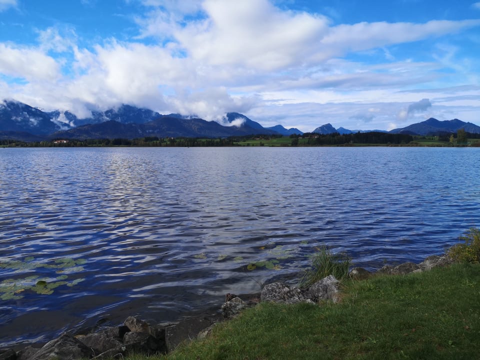 Außenansicht Hotel am Hopfensee