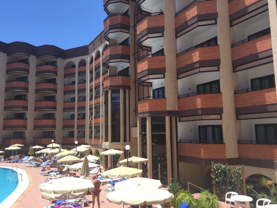 Blick auf Rückseite des Hotels MUR Hotel Neptuno Gran Canaria
