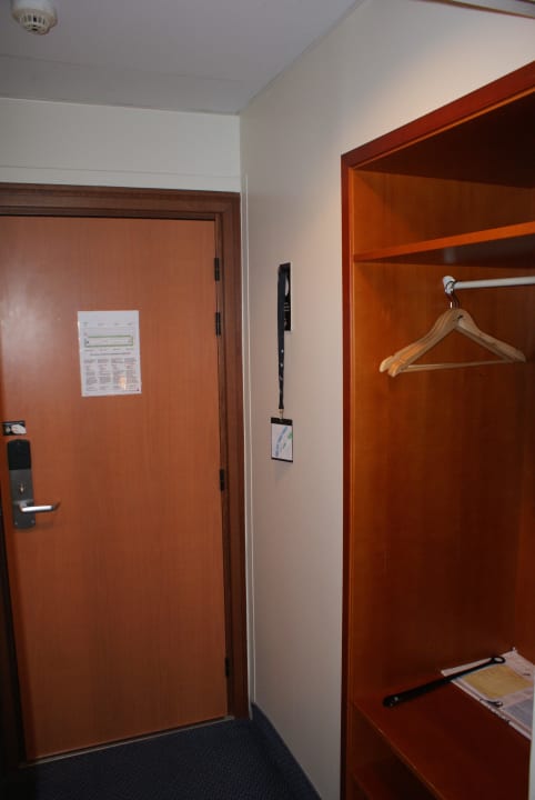 Schrank ProfilHotels Richmond Hotel