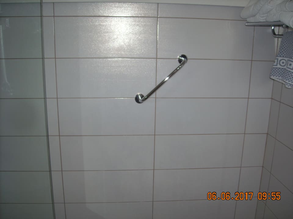 Zimmer Acharavi Beach Hotel