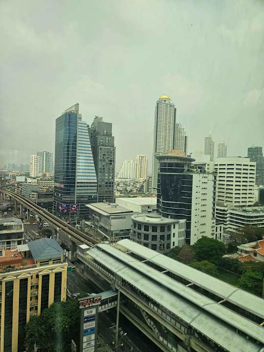 Außenansicht Eastin Grand Hotel Sathorn