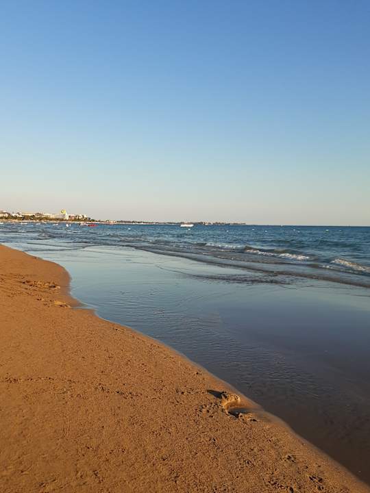 Strand Castival Hotel