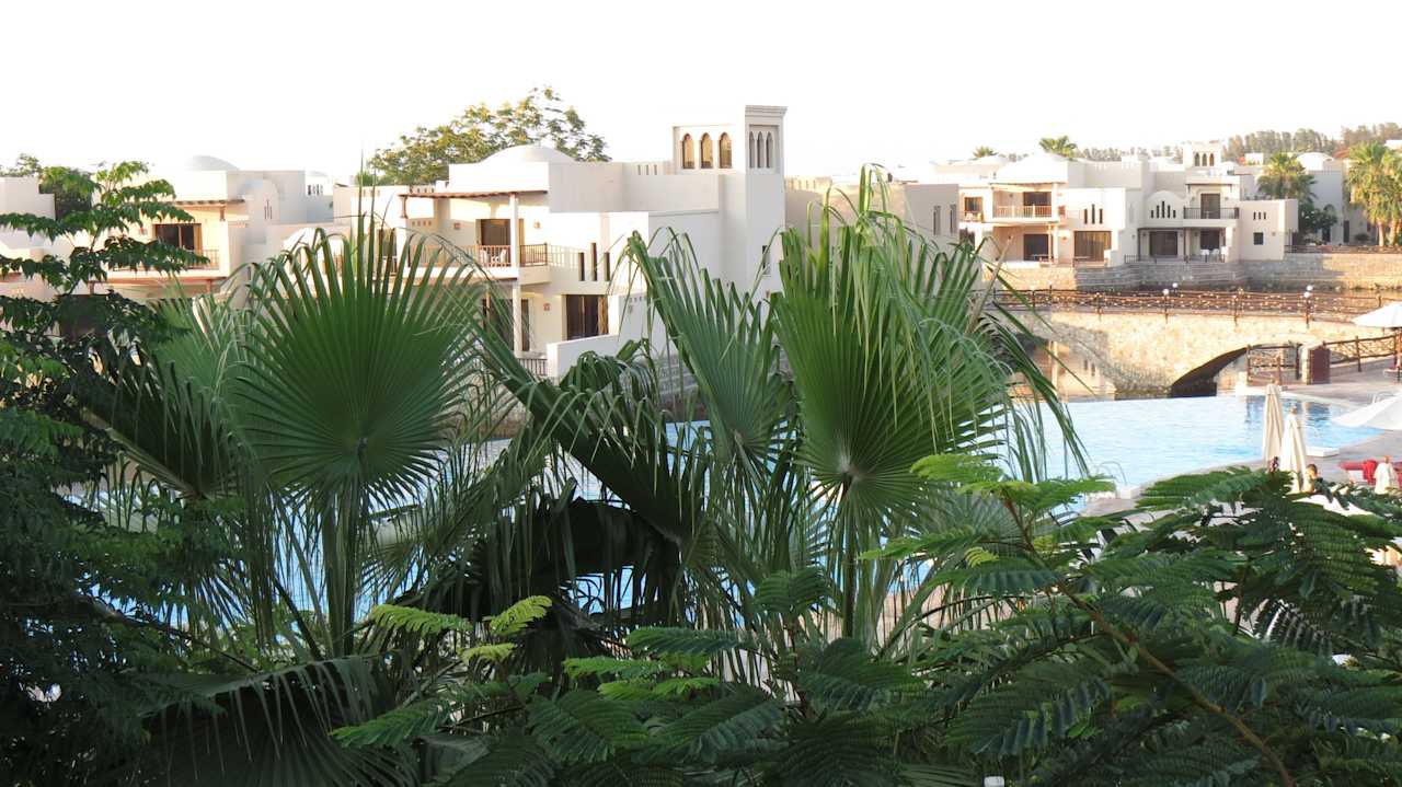 Ausblick Balkon  The Cove Rotana Resort