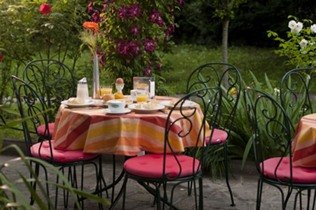 Sommerlicher Frühstücksgenuß Hotel Geyer