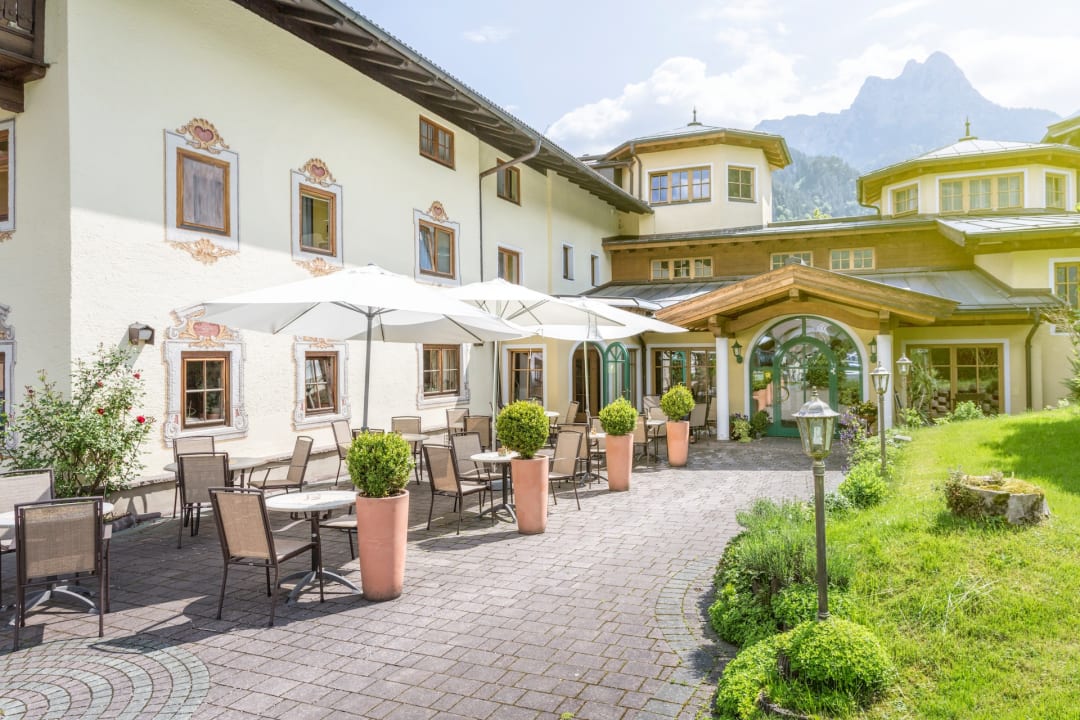 Außenansicht Hotel Vitaloase zu den drei Brüdern