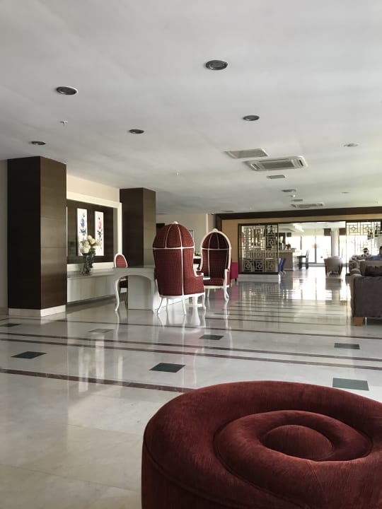 Lobby Palmeras Beach Hotel