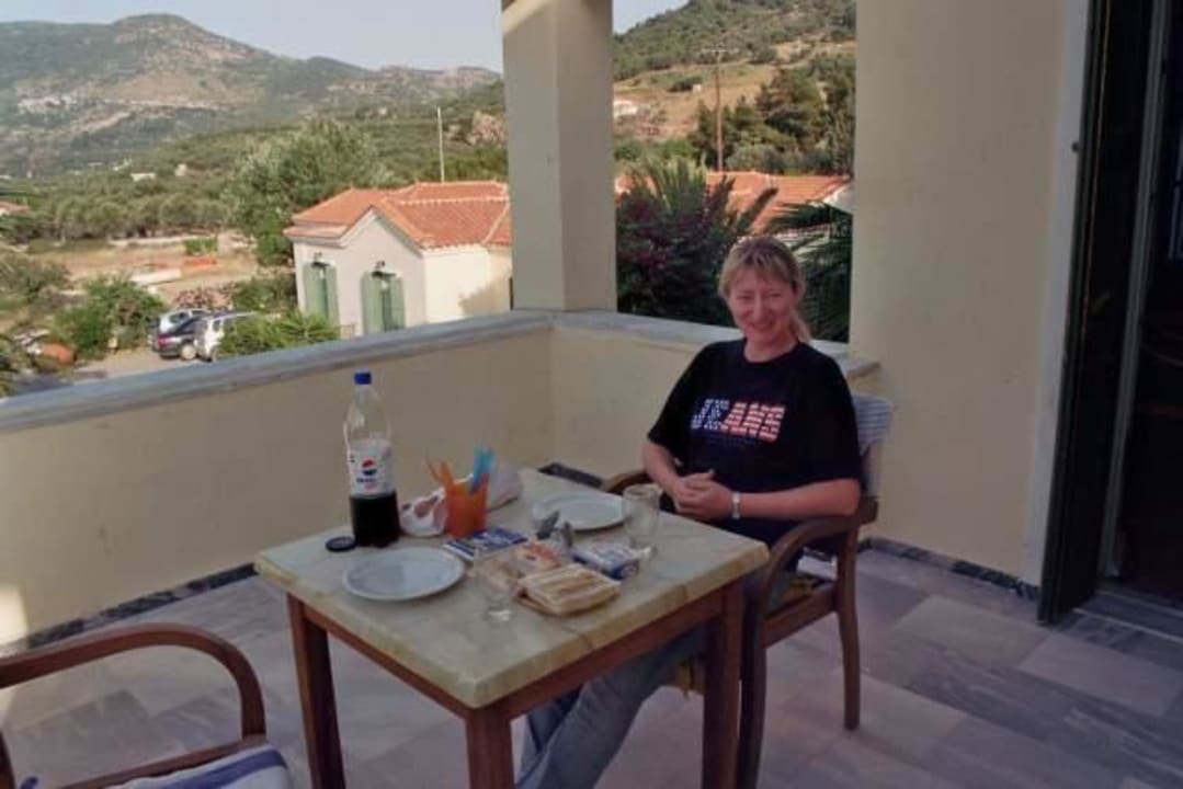 Unsere Terrasse im Alma Beach Hotel Alma Beach