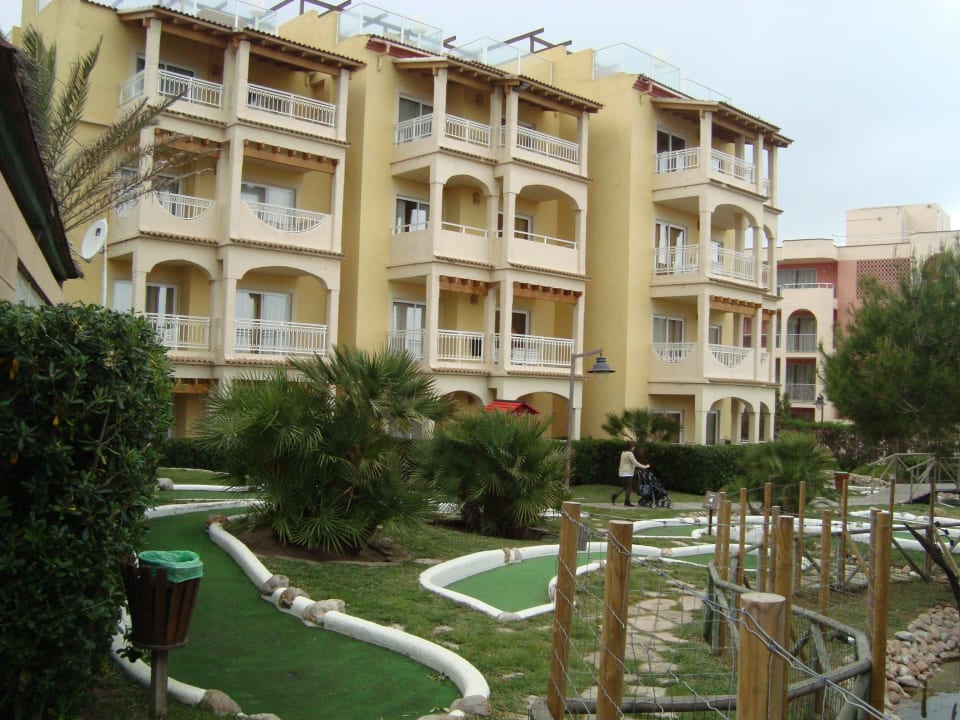 Hotelgebäude Zafiro Bahia