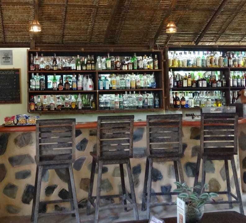 Bar im rustikalen Restaurant Elephant Hills