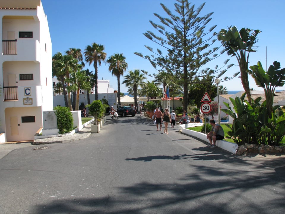 Hotelzufahrt Monica Isabel Beach Club