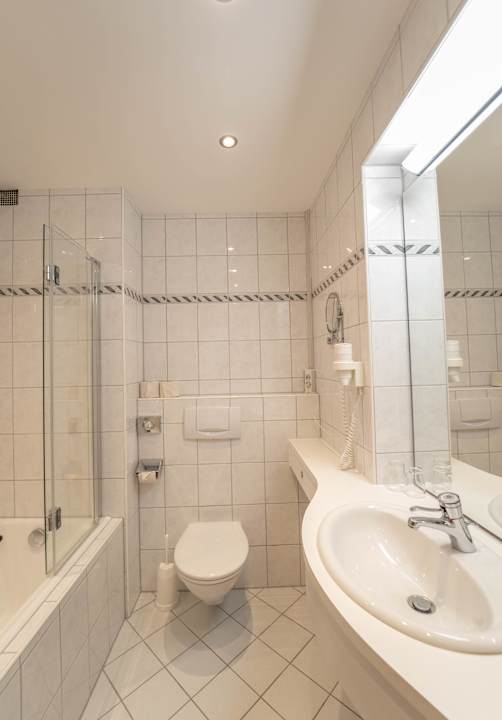 Zimmer Hotel Karl Schranz