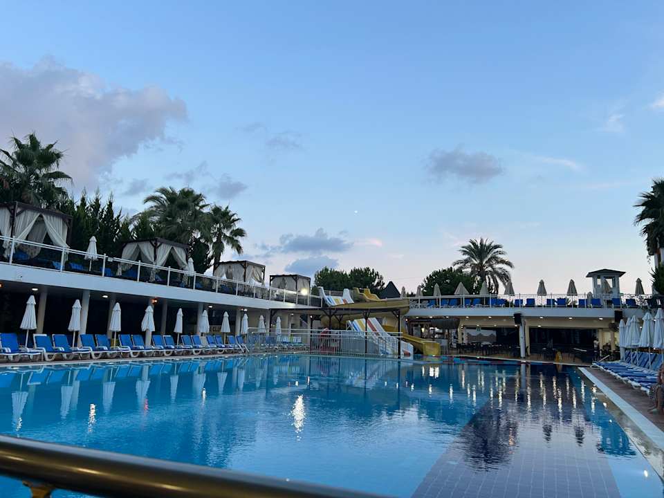 Pool Dream World Resort & Spa