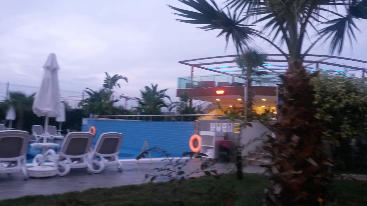 Am späten Nachmittag /Abend Dream World Aqua Hotel