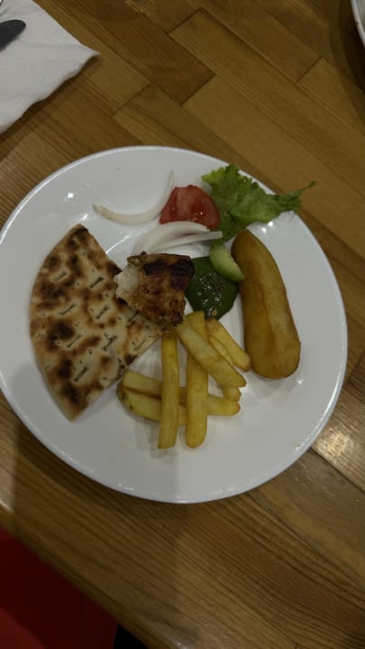 Gastro Mazoren Art Hotel