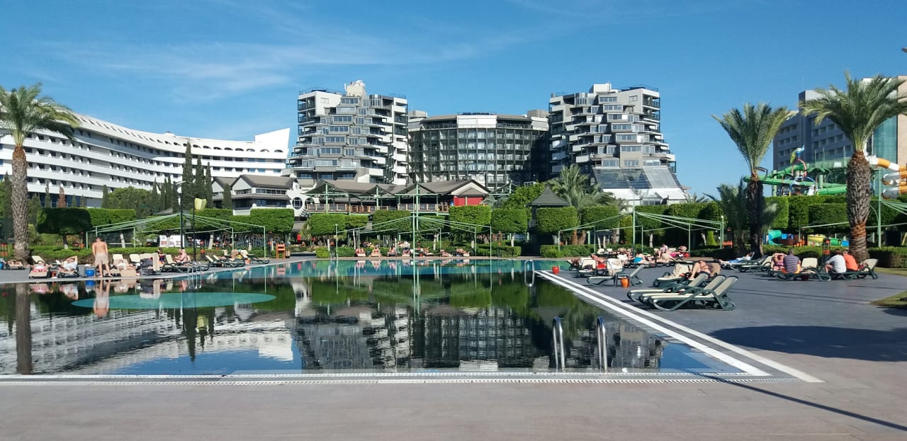 Außenansicht Limak Lara Deluxe Hotel & Resort