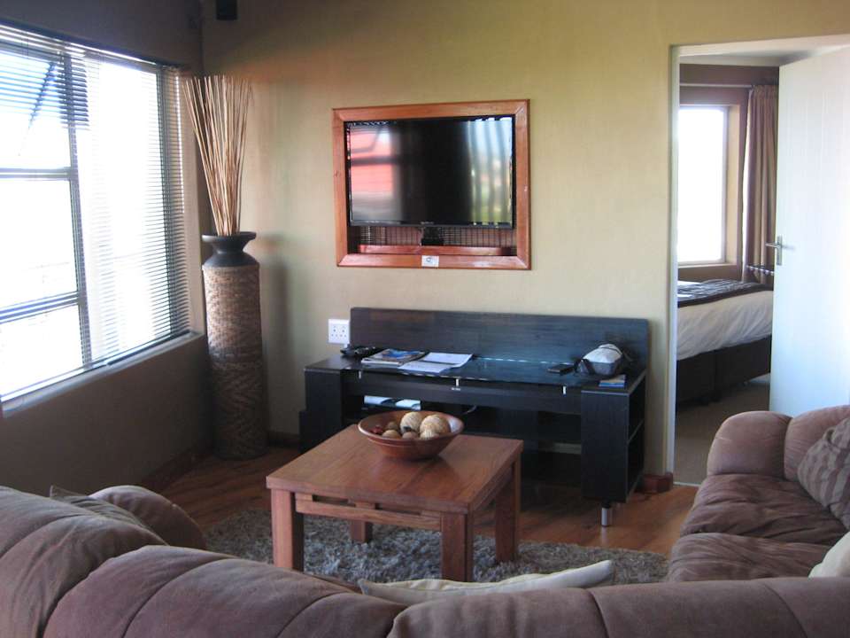 Wohnbereich mit Fernseher Guesthouse The Roundhouse