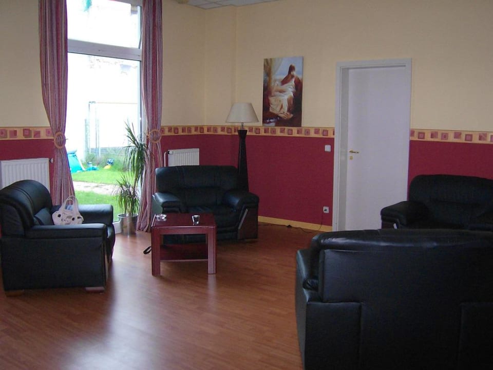 Raucherraum Hotel Schloss Köpenick by Golden Tulip