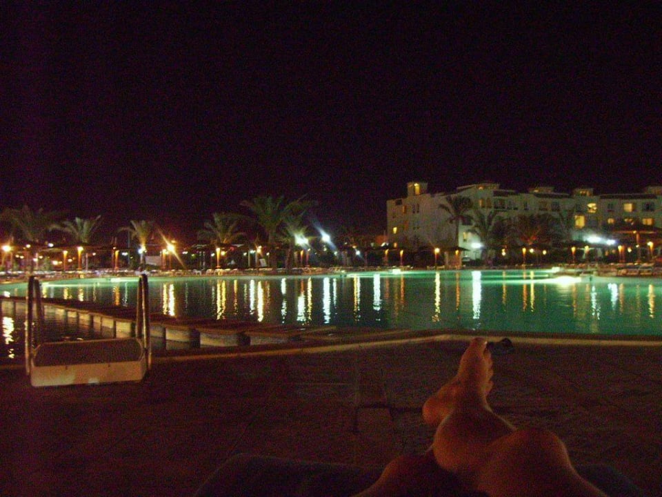 Pool bei Nacht Pickalbatros Dana Beach Resort - Hurghada