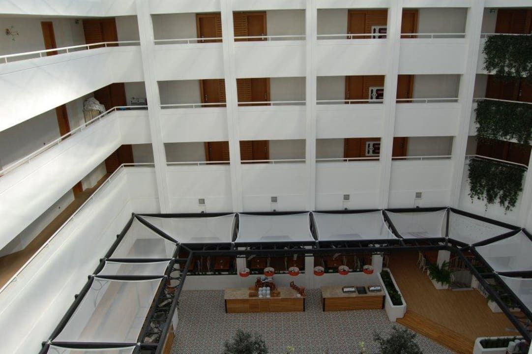 Bild von oben ins Hauptrestaurant TUI MAGIC LIFE Sarigerme