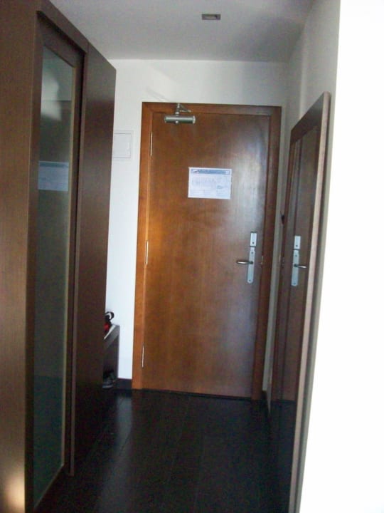 Eingangsbereich mit Schrank Occidental Pueblo Acantilado