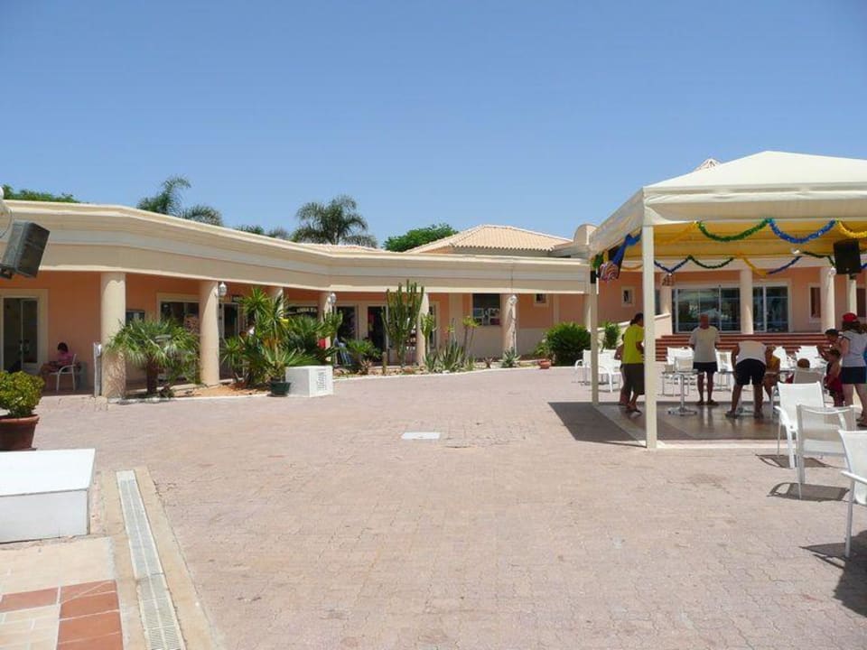 Oen Air-Bühne AP Adriana Beach Resort