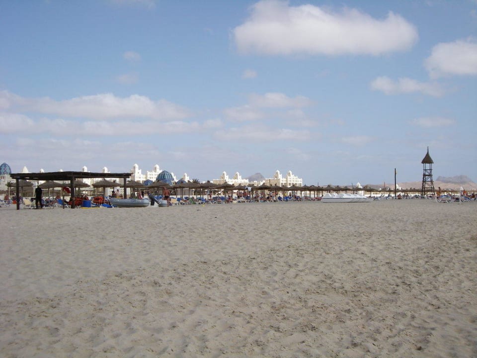 Hotelstrand mit Scuba Caribe Hotel Riu Karamboa