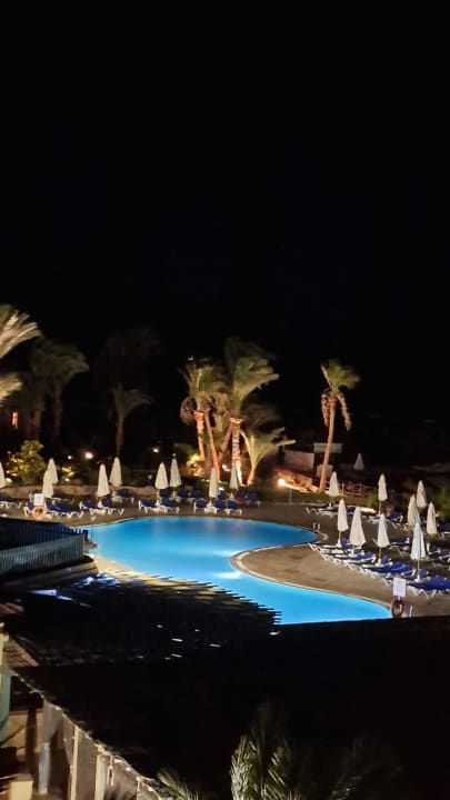 Pool Mövenpick Resort & Spa El Gouna