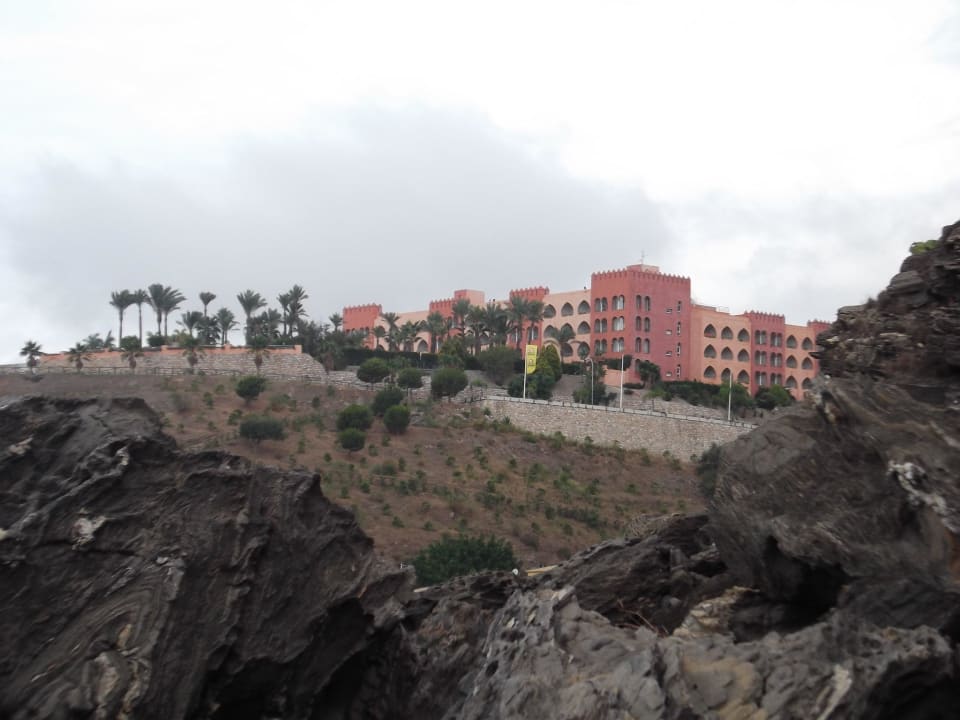 Das Hotel von aussen Playacálida Hotel