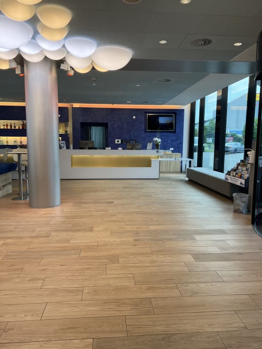 Lobby Hey Lou Hotel Friedrichshafen