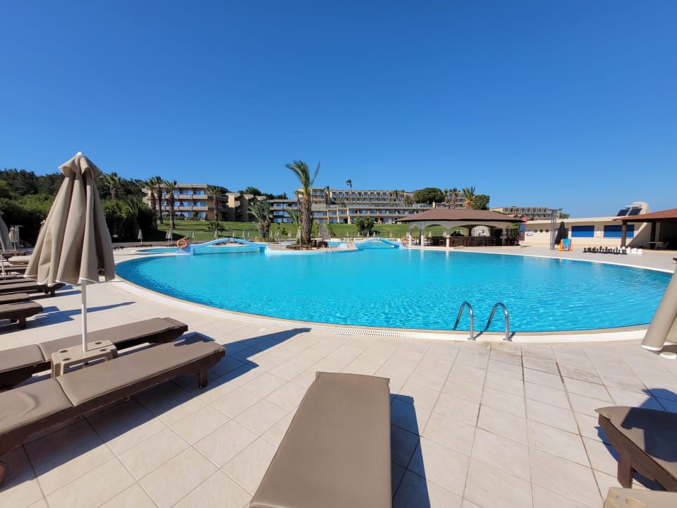 Pool Kresten Palace Hotel