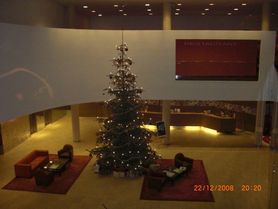 Blick auf die Lobby Austria Trend Hotel Savoyen Vienna