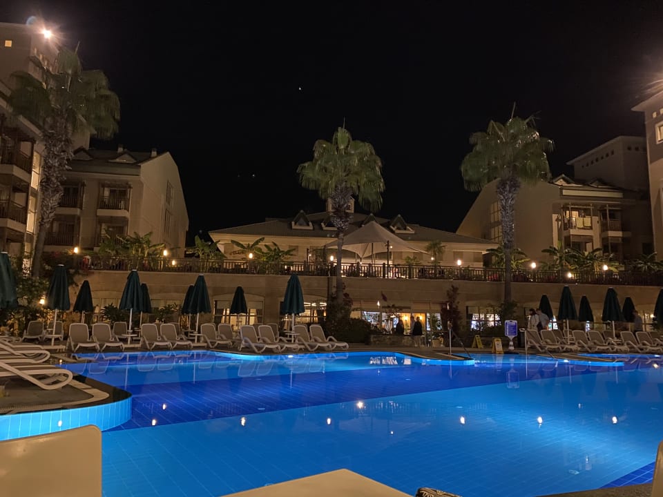Pool Can Garden Resort
