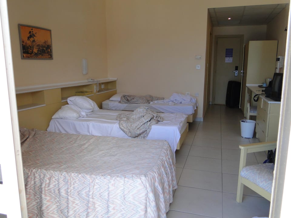 Zimmer des Südflügels. Paradise Bay Resort Hotel