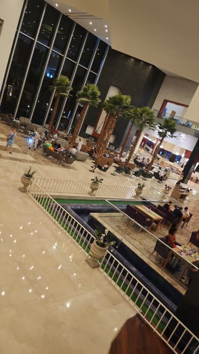 Lobby Serenity Alma Heights