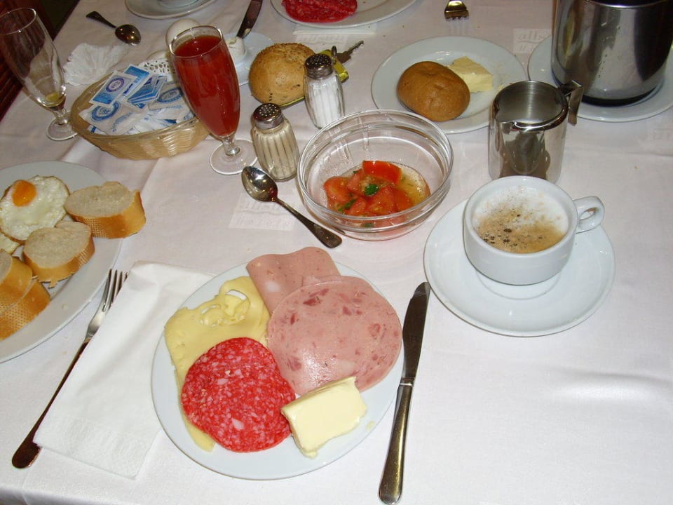 Frühstück allsun App.-Hotel Barlovento