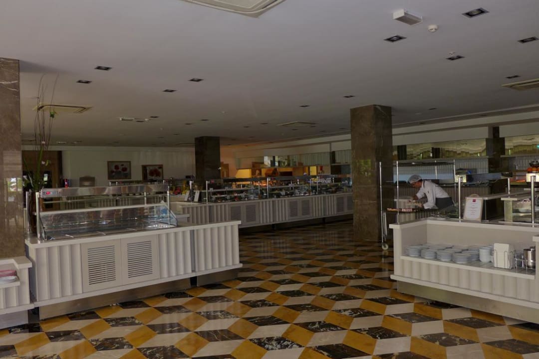 Der vom Essensaal abgetrennte Buffettbereich Sentido Trendy Verbena Beach