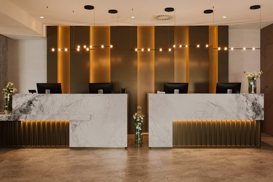 Lobby Marine & Ultra Marine