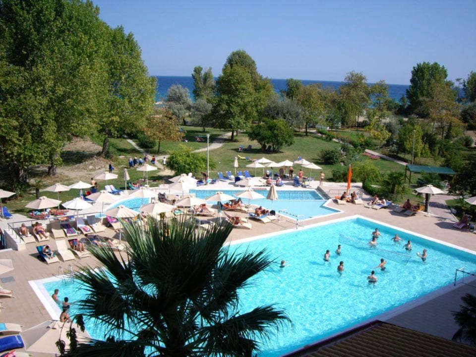 Pool Olympian Bay Grand Resort