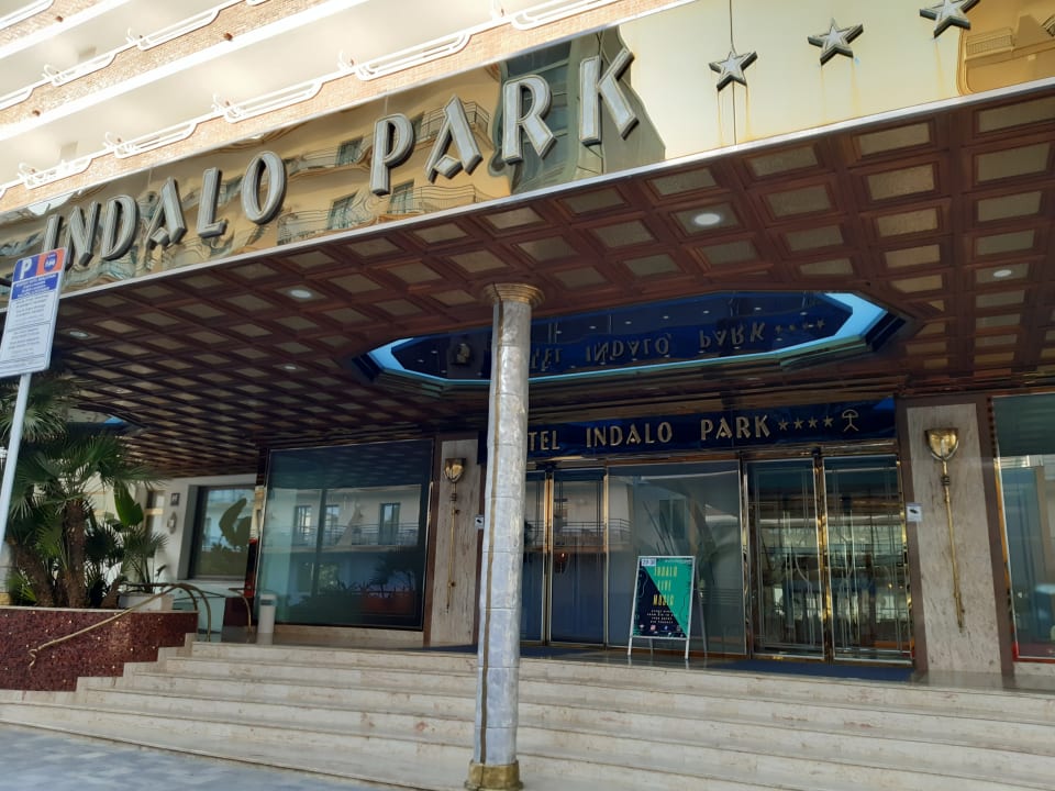 Lobby Hotel Indalo Park