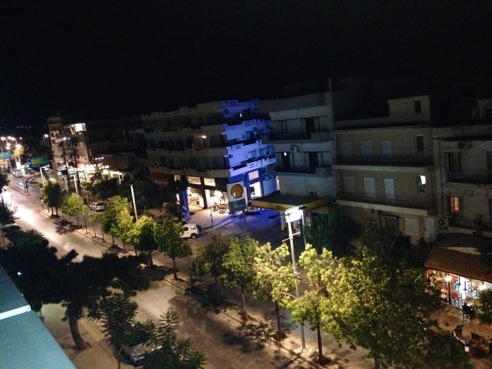 Blick vom Zimmer auf Strasse Galaxy Hotel Iraklion