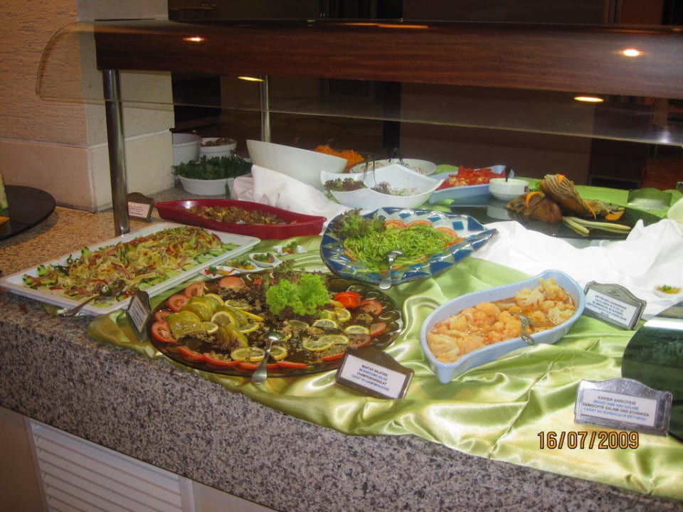 Essen Lara Barut Collection